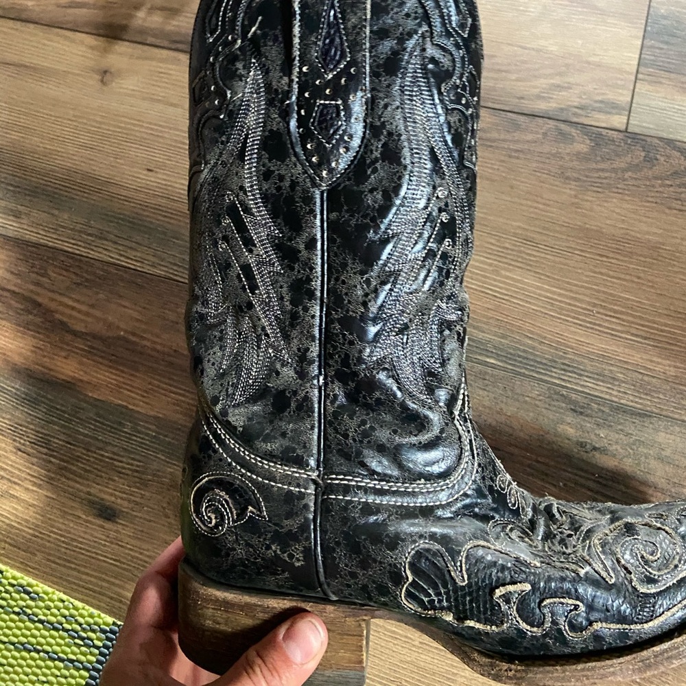 Corral Python Inlay boots 7.5B - Picture 7 of 8